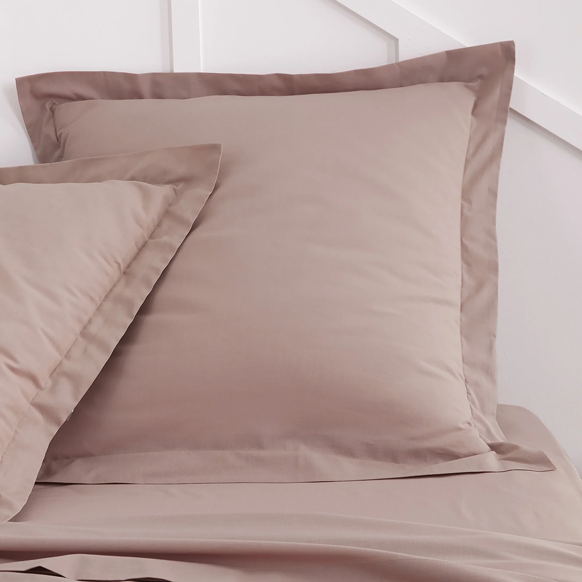 Taie d'oreiller tendance 57 fils  - Rose